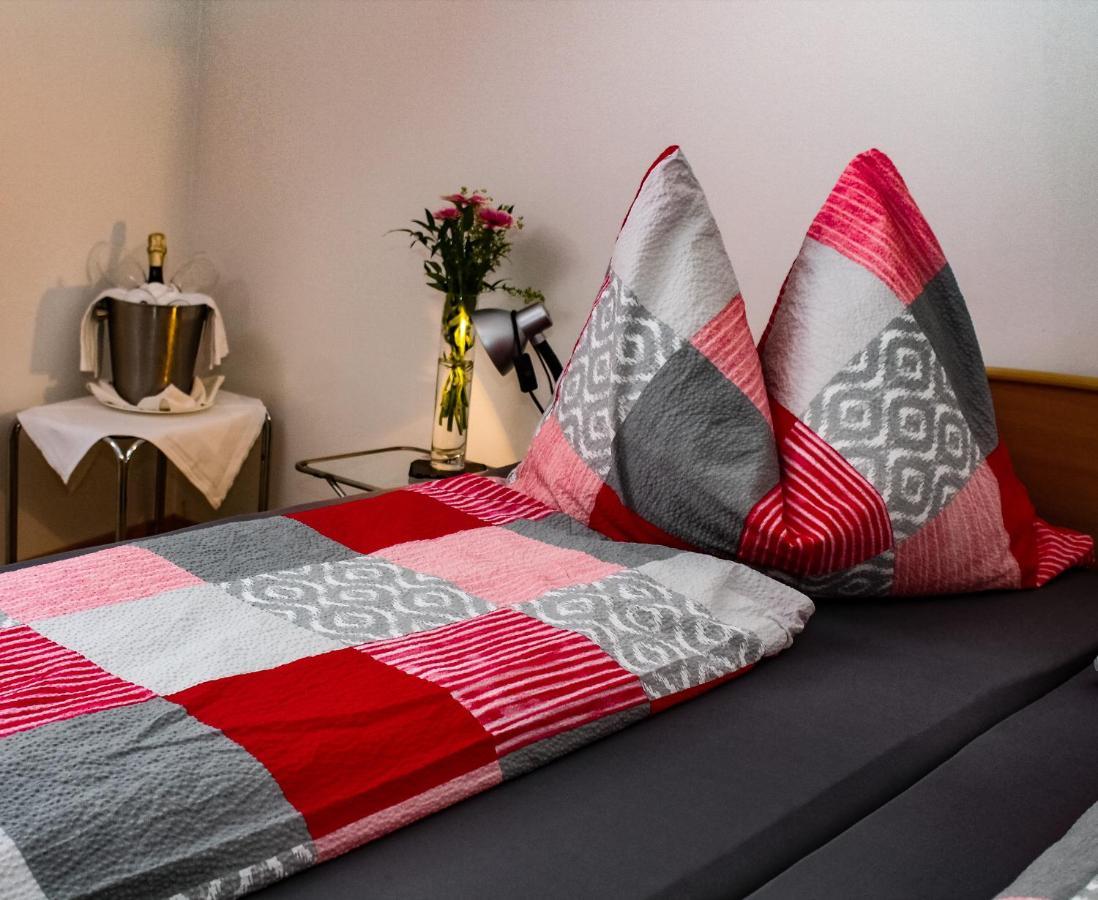 Haus Marianne Hotel Franzhausen Kültér fotó