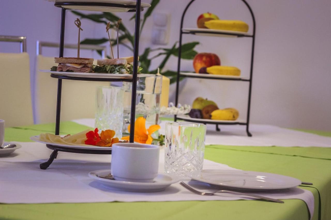 Haus Marianne Hotel Franzhausen Kültér fotó
